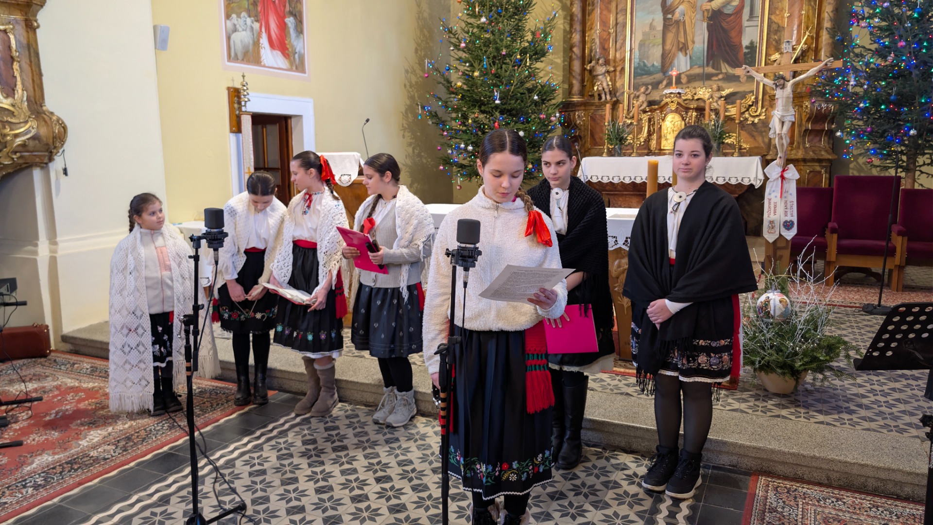 Vianočný koncert DFS Studnička a SZUŠ Stella v Dolnej Marikovej 26.12.2025